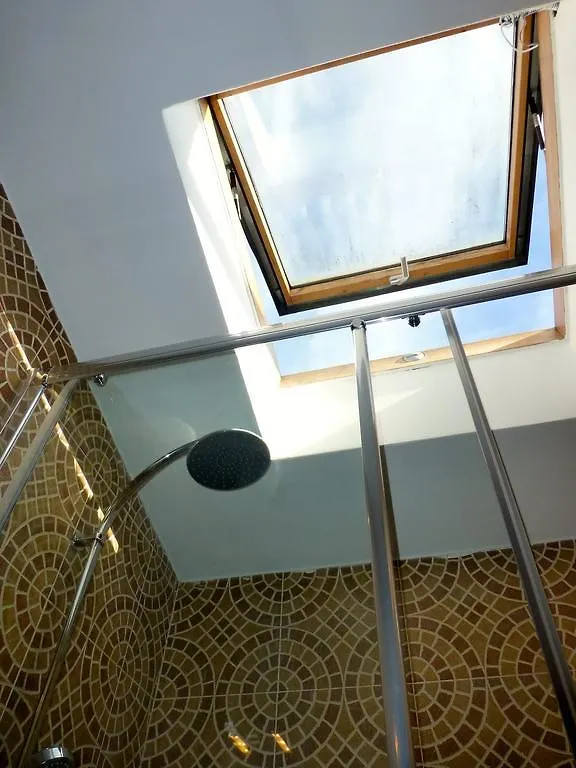 Rutilia22 Bed & Breakfast Milan 0*,