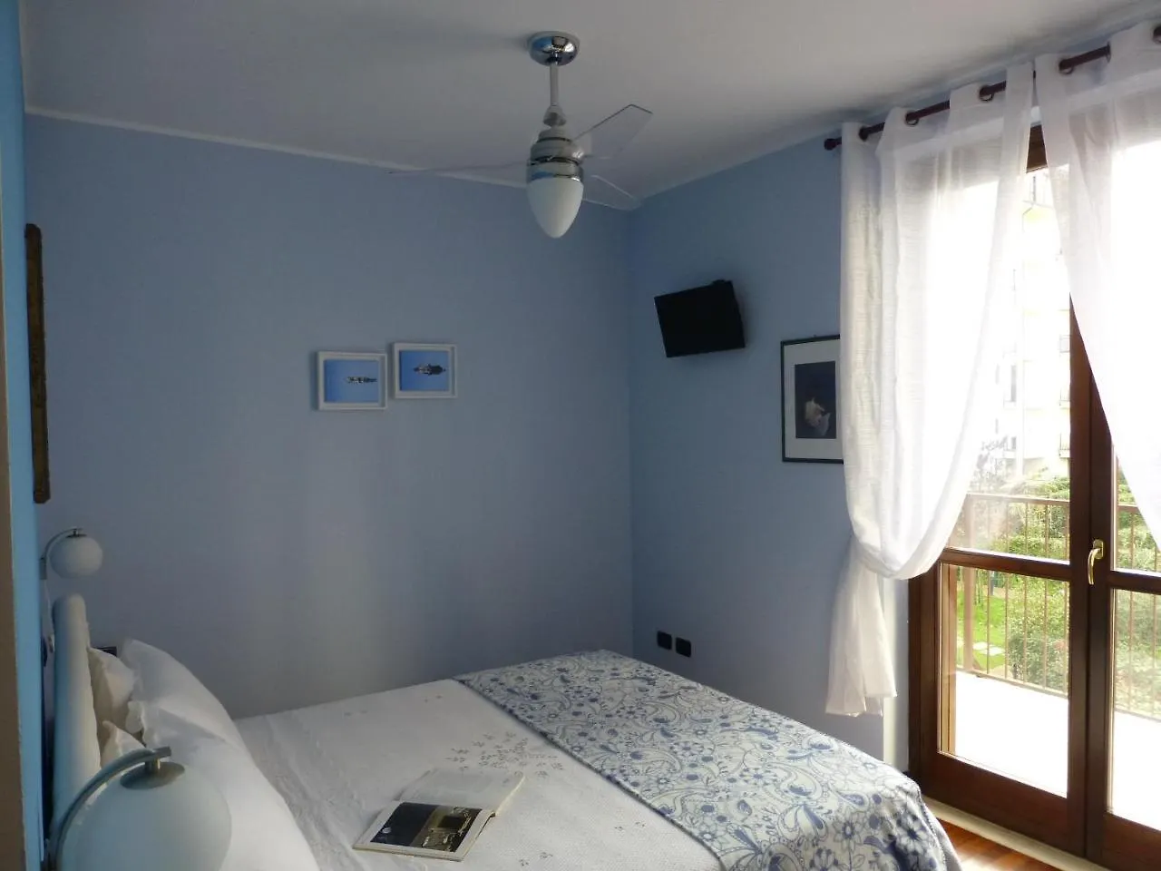 Rutilia22 Bed & Breakfast Milan Italy